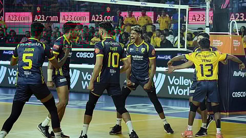 Kochi Blue Spikers look for first victory, Kolkata Thunderbolts eye third consecutive win