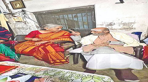 Sitharaman did not meet her kin in viral clip