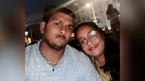 Hardik Raju Shah with wife Megha Dhansingh ThorviMurd