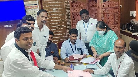 Senthilmurugan filing his nomination