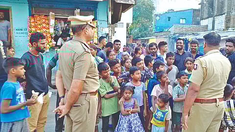 Cops interacting with residents
during a session in the city