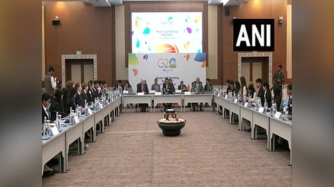 G20 Sherpa Amitabh Kant, UN Resident Coordinator Shombi Sharp attend Model G20 Discussion - 'Youth For LiFE'