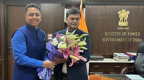 State New and Renewable Energy Sources Minister Aman Arora and Union Minister of Power R.K. Singh