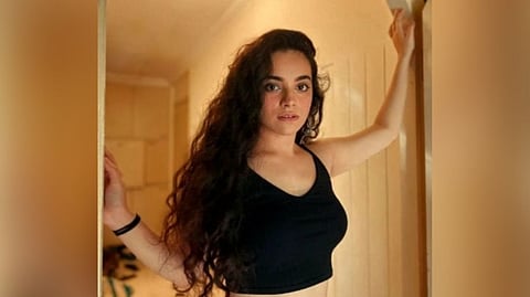 Actress Reshham Sahaani