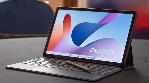 The IdeaPad Duet 3i weighs 697 grams and is a versatile PC that features the latest Intel N100 or N200 platforms