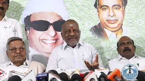 O Panneerselvam with Panruti Ramachandran and Manoj Pandian