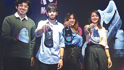 Tanzeel UR Rehman, COO with Karan Dayanidhi Maran,
Divya Dayanidhi Maran and Nivedita Arvind