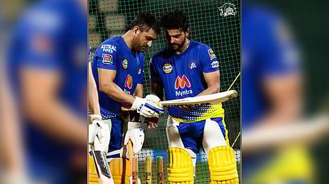 MS Dhoni along with Suresh Raina