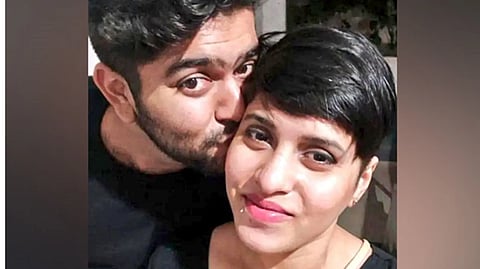 Aaftab Amin Poonawala and Shraddha Walkar