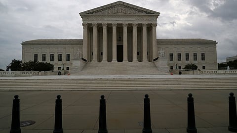 US SC justices get tougher rules for reporting free trips, gifts