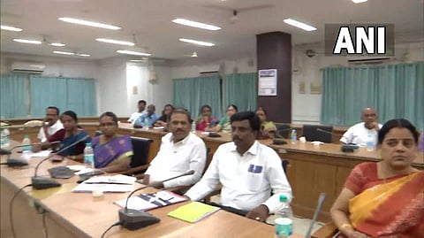 Delegation of Bihar bureaucrats at the meeting with Tamil Nadu government officials.