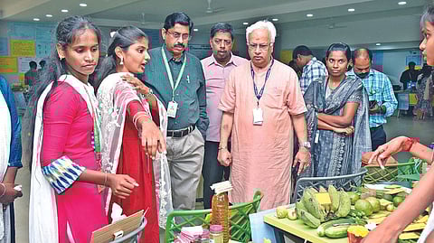 Dr A Anbarassan, Head, Social Sciences Department, welcomed the gathering and Dr R Rajasekaran, Assistant Professor, Social Sciences Department, presented a report.
