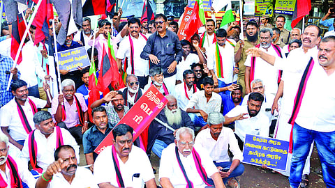 Members of political parties block Kerala buses in Coimbatore on Wednesday