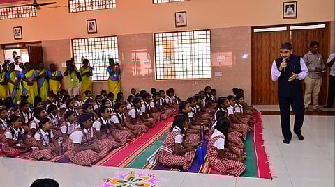 TN Governor R N Ravi interacts with the students of Kendriya Vidyalaya