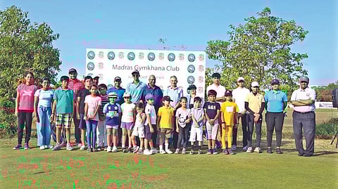 Young, aspiring golfers at the golf camp orientation held at the MGC Golf annexe. Sanjay Shroff,
PS Jagdish, Deepa Veeraraghavan, P Krishnan, pros and coaches are also seen