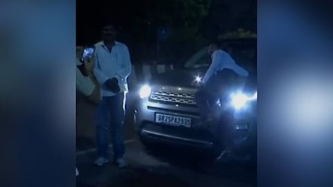 During the incident, the MP was not present in the car.