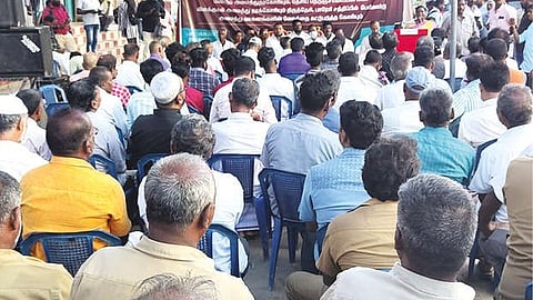 Protest meet at Singaperumal Koil