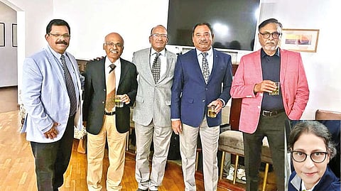 Addicts in Ooty. (from left) Murali Mohan, Chokkalingam, Chandrasekar, Pradeep Swaminathan and J Sriram; (inset) Bhama Devi Ravi