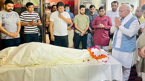 Haryana CM Khattar at the residence of Rattan Lal Kataria