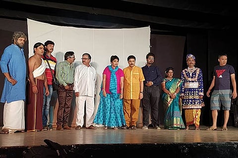 Team Kochikaadhe Ma during a practice session