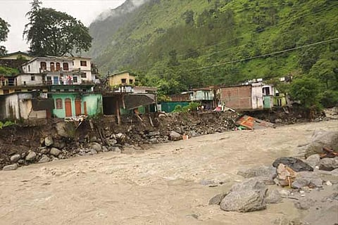 In Kotdwar district, over 400 houses were inundated.