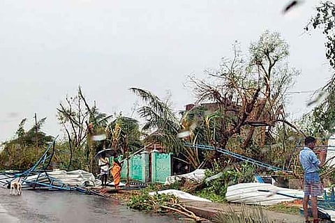 Over 1.7 lakh people staying in relief camps in Gaja-hit Nagai