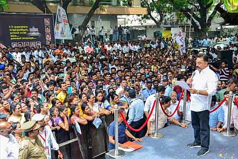 Makkal Needhi Maiam chief Kamal Haasan addressing a huge gathering of cadre during the first flag
