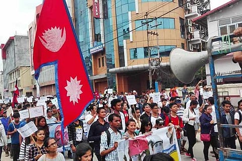 Mass hunger strike in Nepal in support of fasting doctor