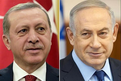 (L) Turkish President Recep Tayyip Erdogan (R) Israel's PM Benjamin Netanyahu