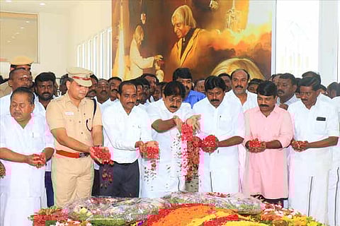 IT Minister M Manikandan, Ramanathapuram Collector S Natarajan and SP Omprakash Meena pay homage