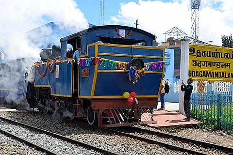 Tourists enjoy joy ride in coal-fired NMR