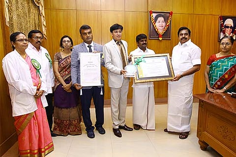 CM EPS handing over the awards to deans of government hospitals at the Secretariat on Wednesday