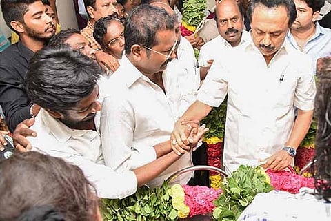 DMK president and Opposition Leader MK Stalin paying homage to Parithi Ilamvazhuthi in Chennai