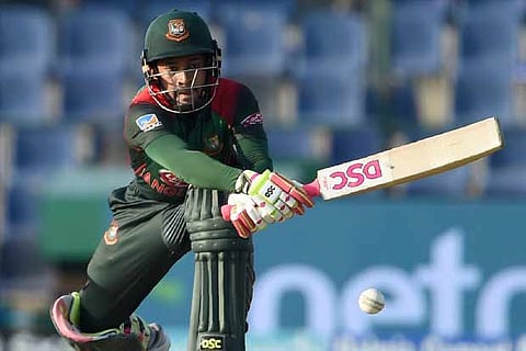Mushfiqur, Mithun lift Bangladesh to 239 after dismal start