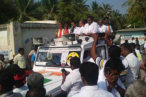 Senthil Balaji campaigning for Congress candidate S Jothimani in Karur on Wednesday