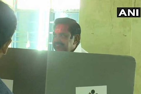Tamil Nadu CM queues up to vote