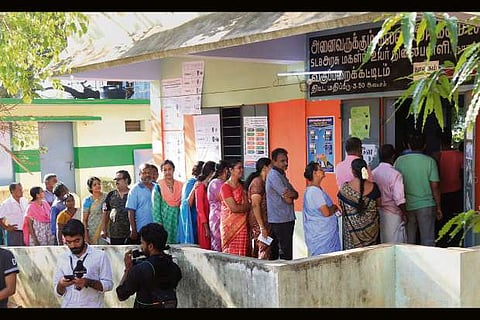 Lok Sabha elections 2019: voters rush to cast votes