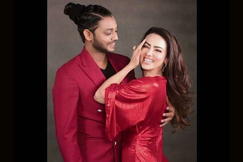 Sana Khan confesses love for Melvin