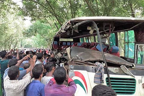 8 die in head-on collision in Bangladesh