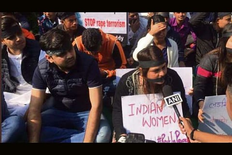 Protest against rape and murder of Hyderabad veterinarian at Jantar Mantar