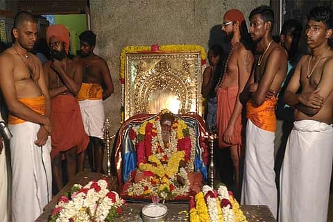 The body of Sri Gnanasambanda Paramacharya Swamigal kept for public homage at the mutt