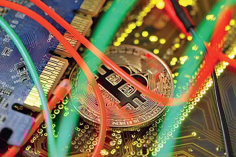 Apex bank fully against private digital currencies