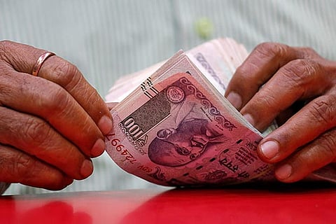 Mutual funds’ asset base hits Rs 27 lakh crore