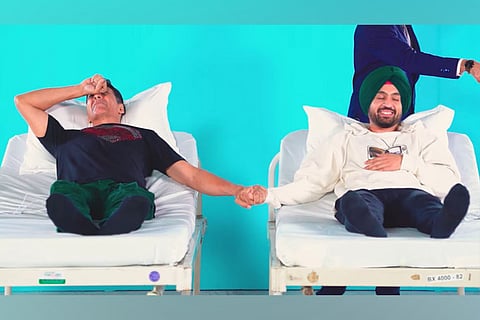 Akshay, Diljit undergo labour pain test to promote 'Good Newwz'