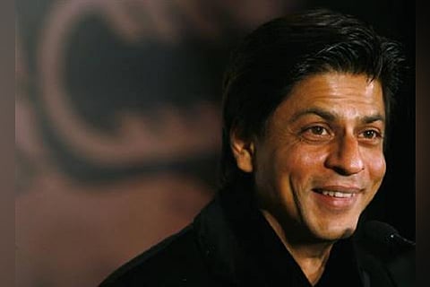 Roshan Abbas, Aatish Taseer urge Jamia alumnus Shah Rukh Khan to speak up on varsity violence
