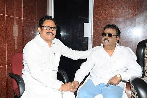 Congress woos DMDK: Thirunavukkarasar meets Vijayakanth