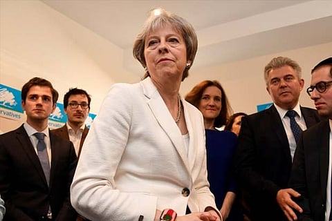 Pressure mounts on Theresa May to delay Brexit deadline