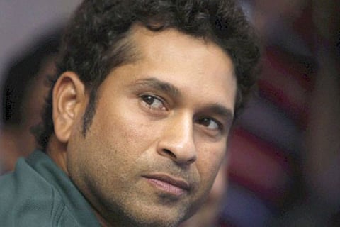 No state funeral for Achrekar, Raut asks Tendulkar to boycott government programmes