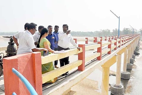 PWD Chief Engineer with other officials during the site inspection on Monday