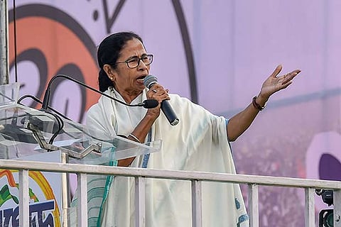'Delhi mein sarkar badal do': Mamata's war cry at Opposition rally